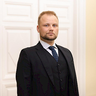 ettevõtlus- ja infotehnoloogiaminister