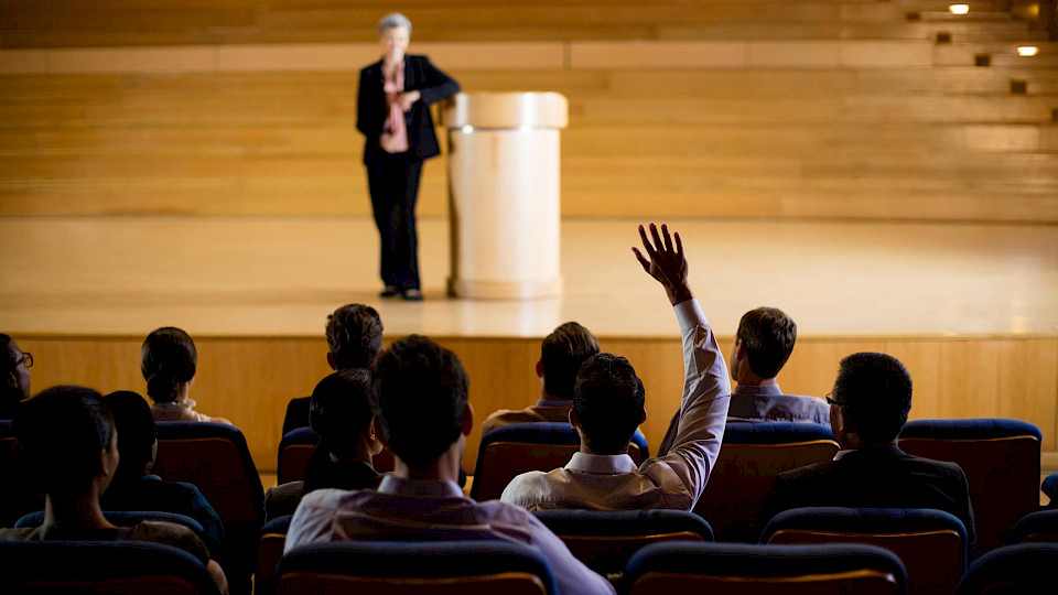 Не бойтесь слова "гибрид". Почему это стратегия, а не тип мероприятия