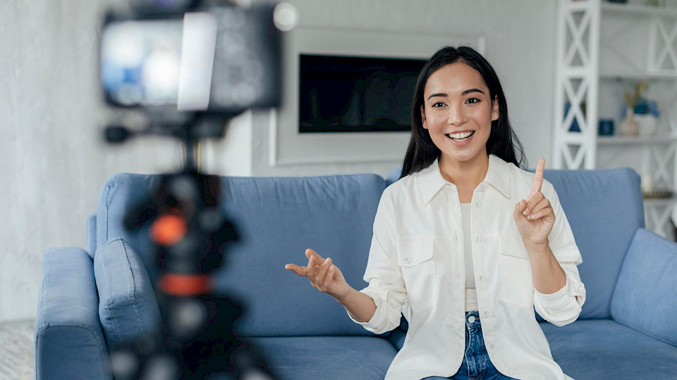 Включите очные мероприятия: Оптимизация опыта с помощью стриминга и контента по требованию