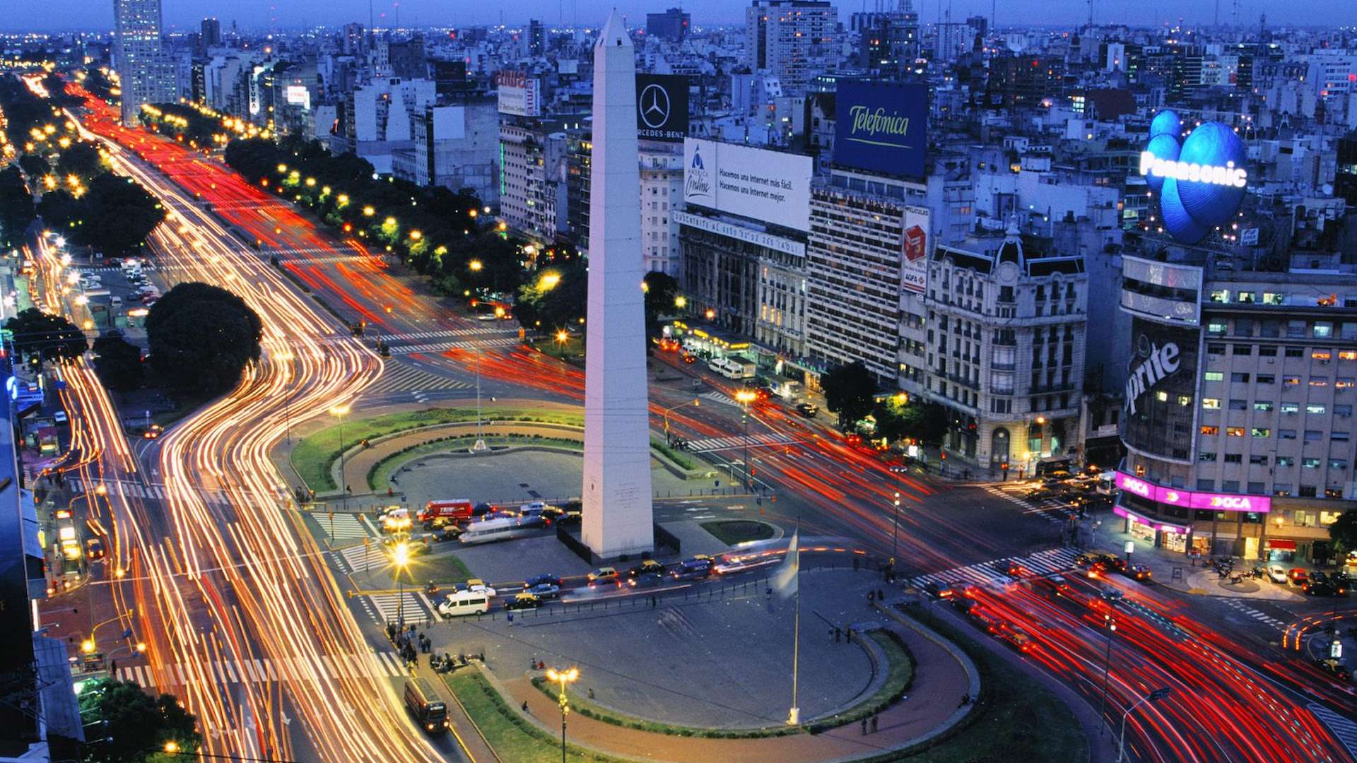 Аргентина столица. Буэнос-Айрес Аргентина. Аргентина Buenos aires. Проспект 9 июля Буэнос-Айрес. Аргентина Буэнос Айрес площадь.