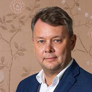 Anton Jolkin is a hospitality professional with 27 years of experience in the five-star luxury sector. He currently serves as Head of Hospitality at Bombay Group.