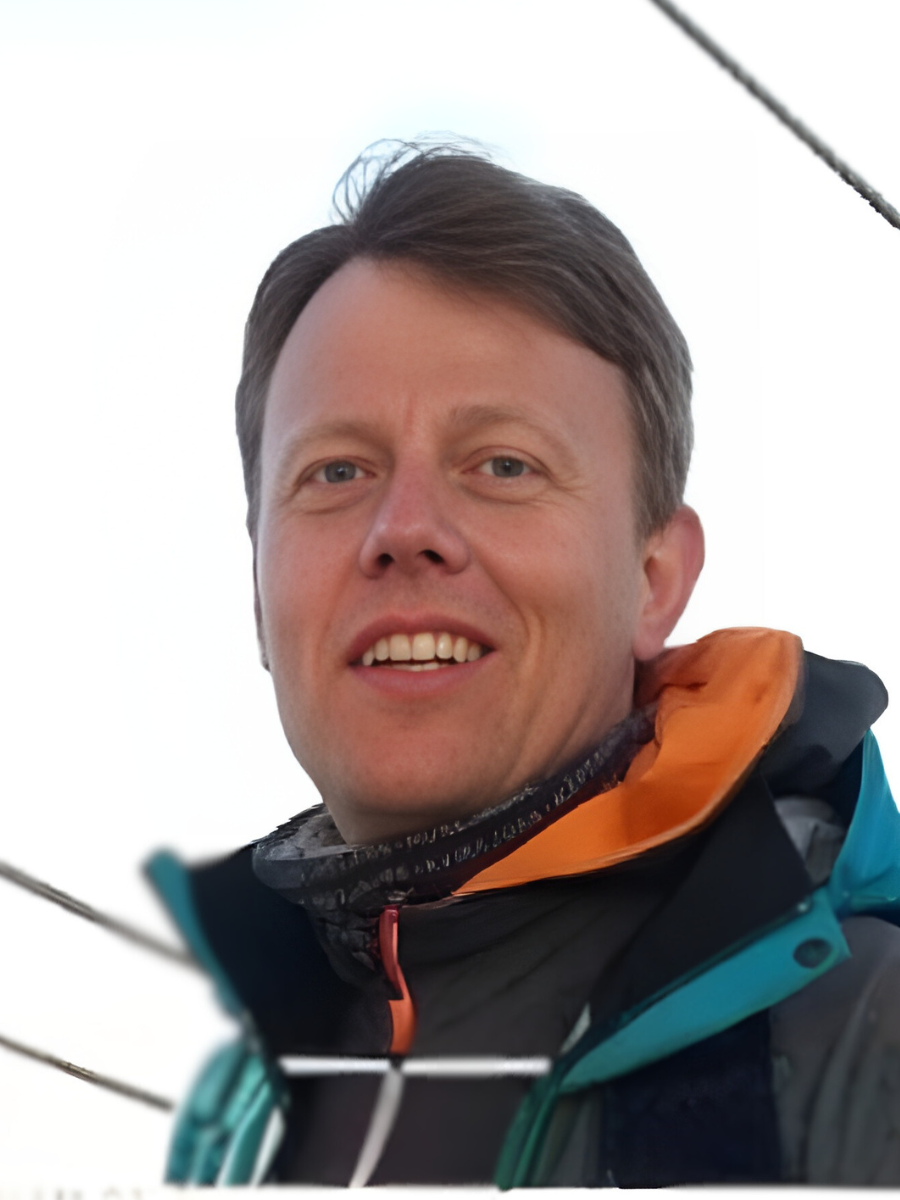 Prof. Lars Österlund