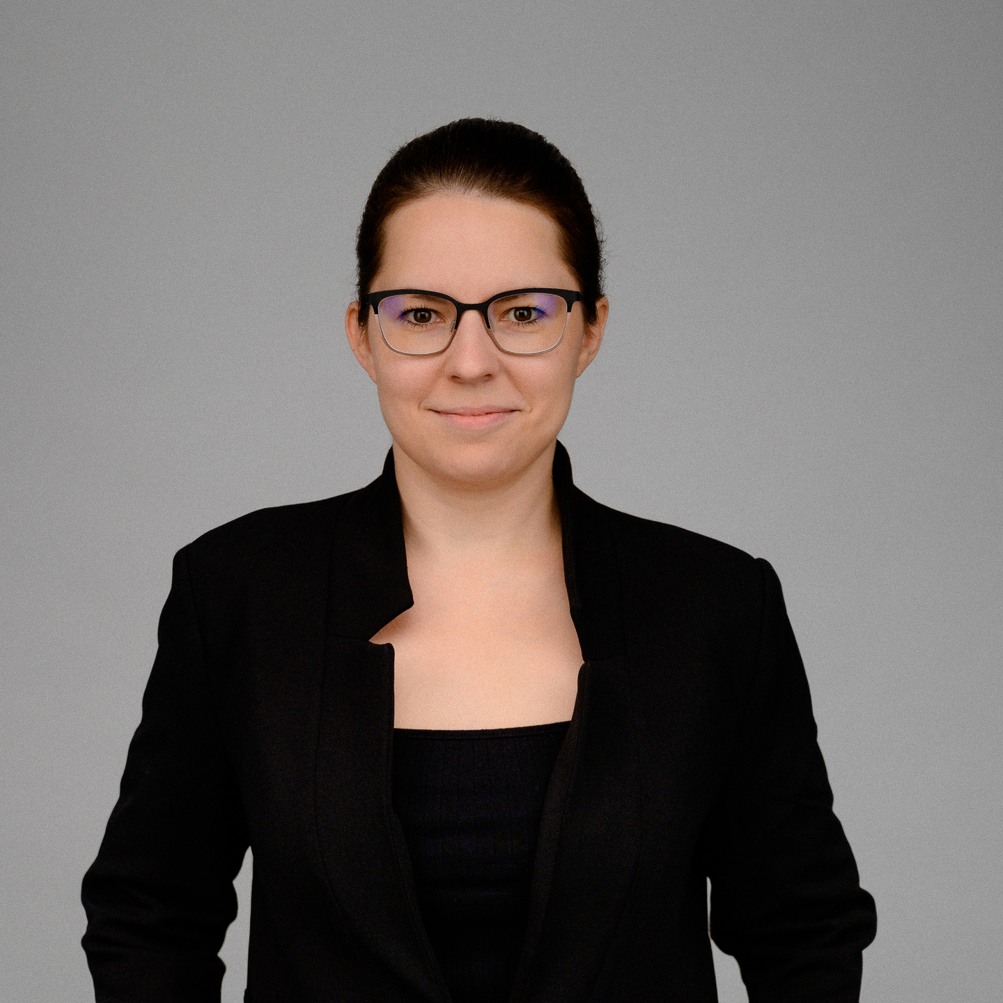 ANDRA LAURAND