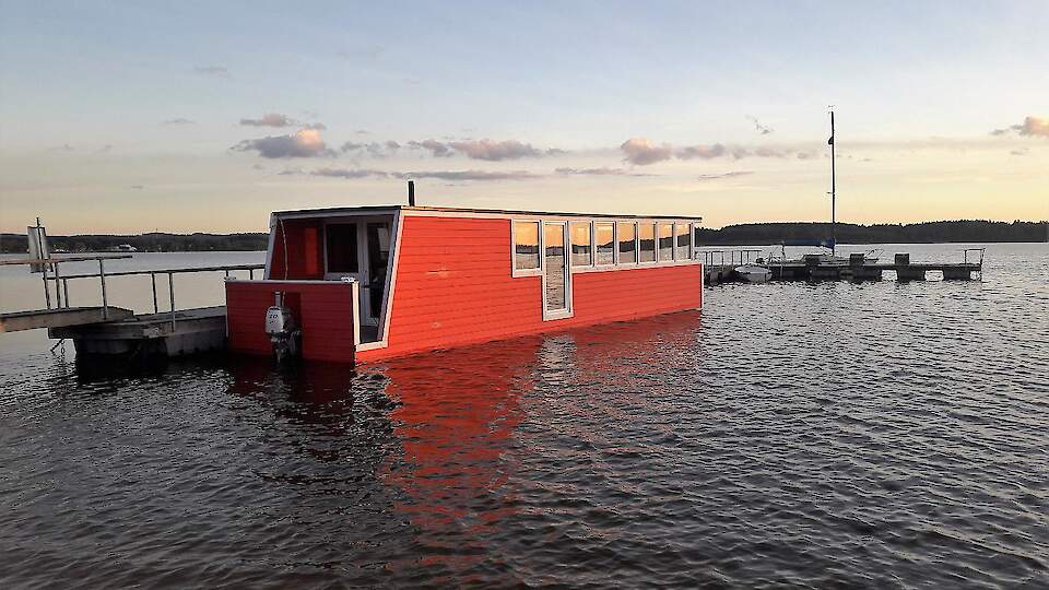 Прогулочный катер Tamula Vanake