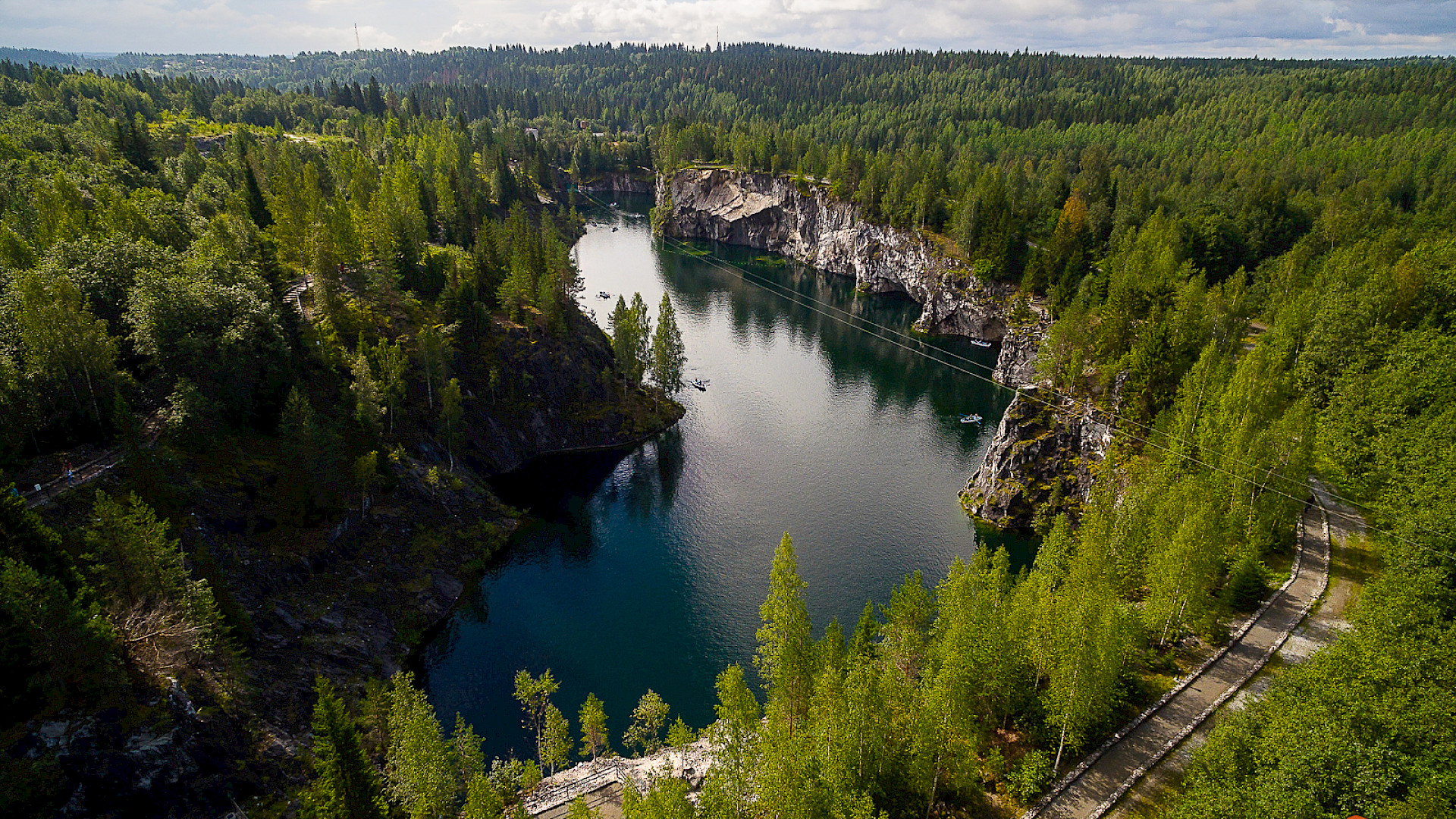 Ruskeala Mountain Park